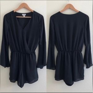 ✨3/$15 Black Double Lined Decree Long Sleeve Black Romper